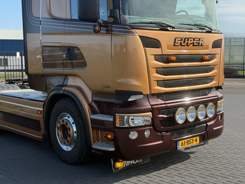 Scania R730 V8 V8, SHOWTRUCK VOLLUCHT, RETARDER, HYDRAULIEK, BOOGIE, ALU WIELEN, LEER. - Tractor unit: picture 3 Scania R730 V8 V8, SHOWTRUCK VOLLUCHT, RETARDER, HYDRAULIEK, BOOGIE, ALU WIELEN, LEER. - Tractor unit: picture 3