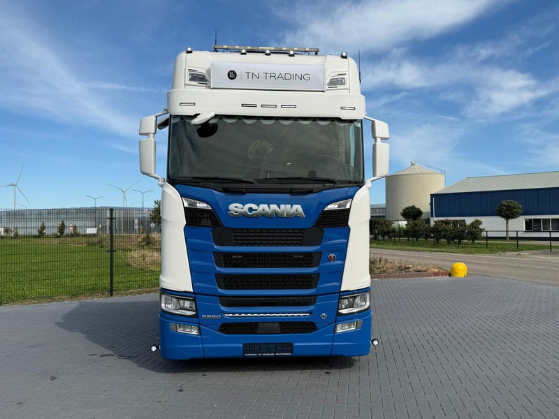 Scania S650 V8 NGS 2.95WB, PTO VOORBEREIDING, VOLLUCHT, KING OF THE ROAD, RETARDER, LEER. - Tractor unit: picture 5 Scania S650 V8 NGS 2.95WB, PTO VOORBEREIDING, VOLLUCHT, KING OF THE ROAD, RETARDER, LEER. - Tractor unit: picture 5