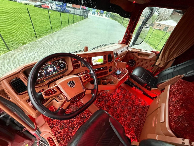 Tractor unit Scania S650 V8 NGS SHOW TRUCK, INTERIOR, FULL AIR, ALCOA, PTO, FULL!: picture 18