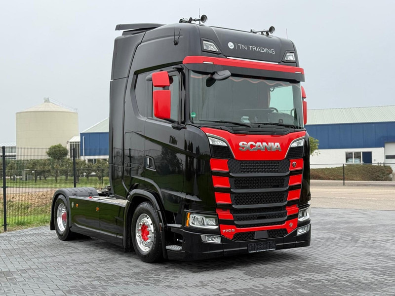 Scania S770 VOLLUCHT, LEER, RETARDER, 2 TANKS, PARK COOL. - Tractor unit: picture 1 Scania S770 VOLLUCHT, LEER, RETARDER, 2 TANKS, PARK COOL. - Tractor unit: picture 1