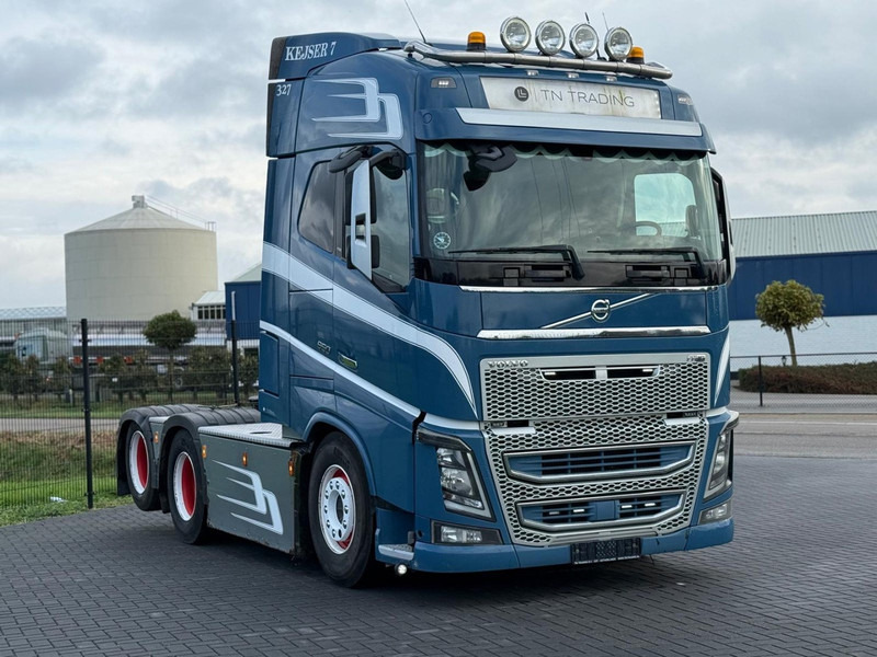 Volvo FH16.650 VOLLUCHT, HYDRAULIEK, SHOW INTERIEUR, DYNAMIC STEERING. - Tractor unit: picture 1 Volvo FH16.650 VOLLUCHT, HYDRAULIEK, SHOW INTERIEUR, DYNAMIC STEERING. - Tractor unit: picture 1