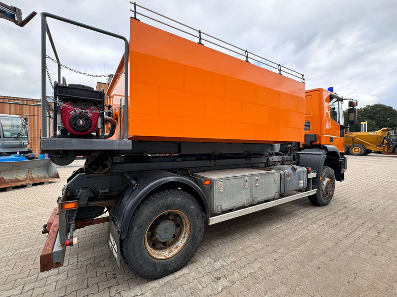 Iveco Eurotrakker 310 4x4 - Fire truck: picture 5 Iveco Eurotrakker 310 4x4 - Fire truck: picture 5
