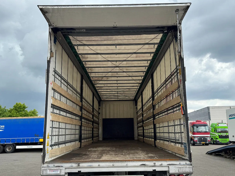 Krone City trailer met schuifzeilen / 2500 Laadklep / Stuur-as / APK - Curtainsider semi-trailer: picture 3 Krone City trailer met schuifzeilen / 2500 Laadklep / Stuur-as / APK - Curtainsider semi-trailer: picture 3