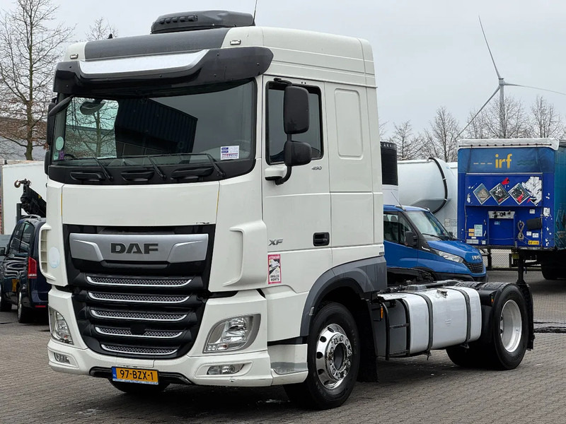DAF XF 450 Space Cab Euro 6 - Tractor unit: picture 1 DAF XF 450 Space Cab Euro 6 - Tractor unit: picture 1