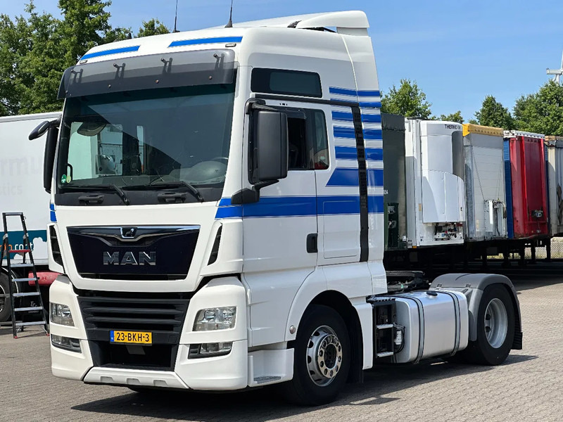 MAN TGX 18.420 XXL Euro 6 / 2 Tank / Only 450Tkm / Apk! - Tractor unit: picture 1 MAN TGX 18.420 XXL Euro 6 / 2 Tank / Only 450Tkm / Apk! - Tractor unit: picture 1