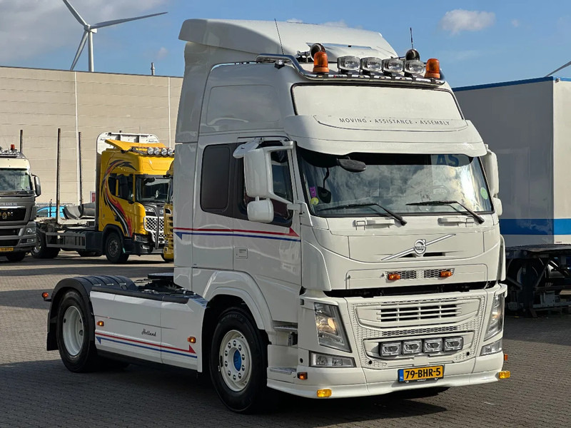 Volvo FM 450 Globe XL - Euro 6 - Full Spoiler - Smart Tacho *NL-truck* - Tractor unit: picture 2 Volvo FM 450 Globe XL - Euro 6 - Full Spoiler - Smart Tacho *NL-truck* - Tractor unit: picture 2