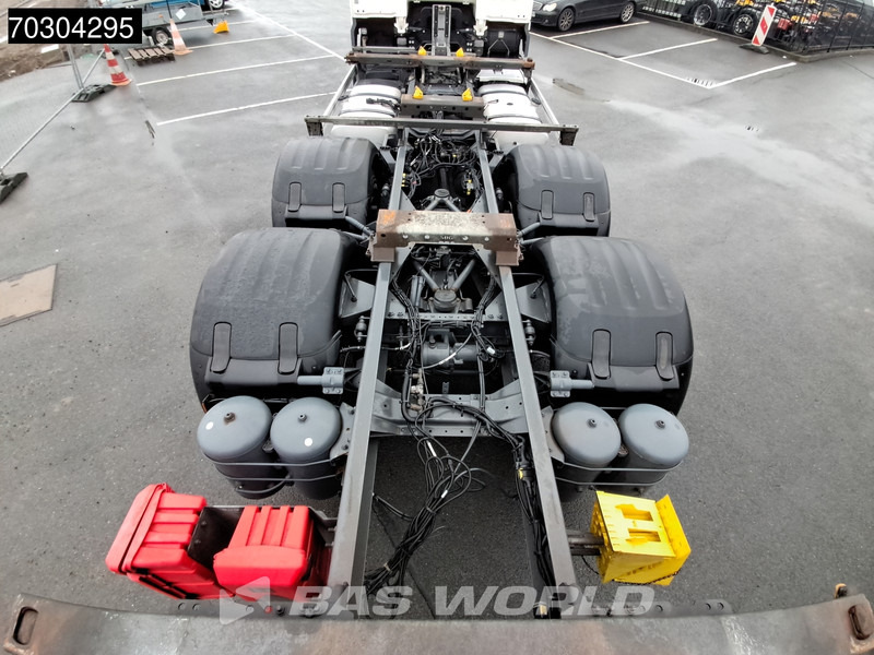 Container transporter/ Swap body truck DAF XF 480 6X2 BDF SSC Retarder Lift+Steering Axle Automatic Euro 6: picture 15