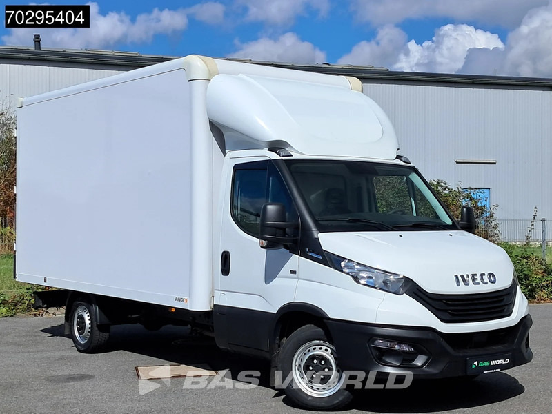Iveco Daily 35S16 Automatik Kastenwagen Hintertüren 160PS Klimaanlage Kamera Euro6 Möbelkasten 21m3 A/C - Box van: picture 5 Iveco Daily 35S16 Automatik Kastenwagen Hintertüren 160PS Klimaanlage Kamera Euro6 Möbelkasten 21m3 A/C - Box van: picture 5