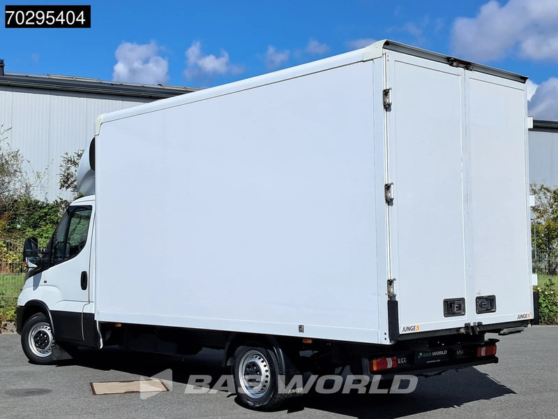 Iveco Daily 35S16 Automatik Kastenwagen Hintertüren 160PS Klimaanlage Kamera Euro6 Möbelkasten 21m3 A/C - Box van: picture 2 Iveco Daily 35S16 Automatik Kastenwagen Hintertüren 160PS Klimaanlage Kamera Euro6 Möbelkasten 21m3 A/C - Box van: picture 2