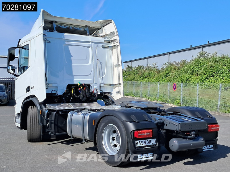 DAF XD 450 4X2 Day Cab ACC LED - Tractor unit: picture 2 DAF XD 450 4X2 Day Cab ACC LED - Tractor unit: picture 2