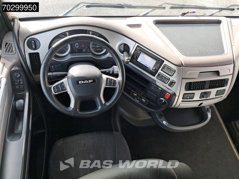 Tractor unit DAF XF 530 4X2 SSC Retarder 2xTanks ACC Standklima Euro 6: picture 19