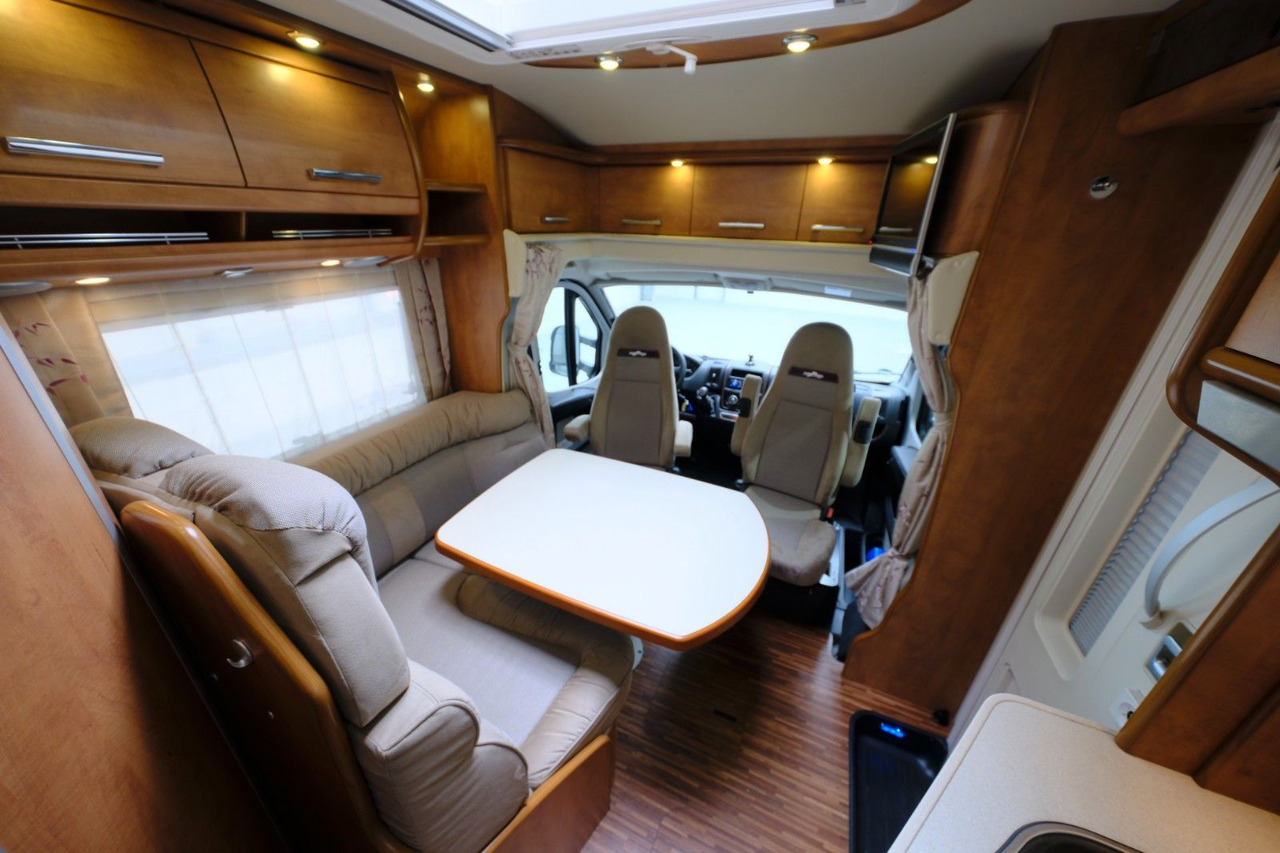 Leasing of  Carthago Chic C-Line T4.3/Einzelbetten/Garage/Klima/Solar Carthago Chic C-Line T4.3/Einzelbetten/Garage/Klima/Solar: picture 9