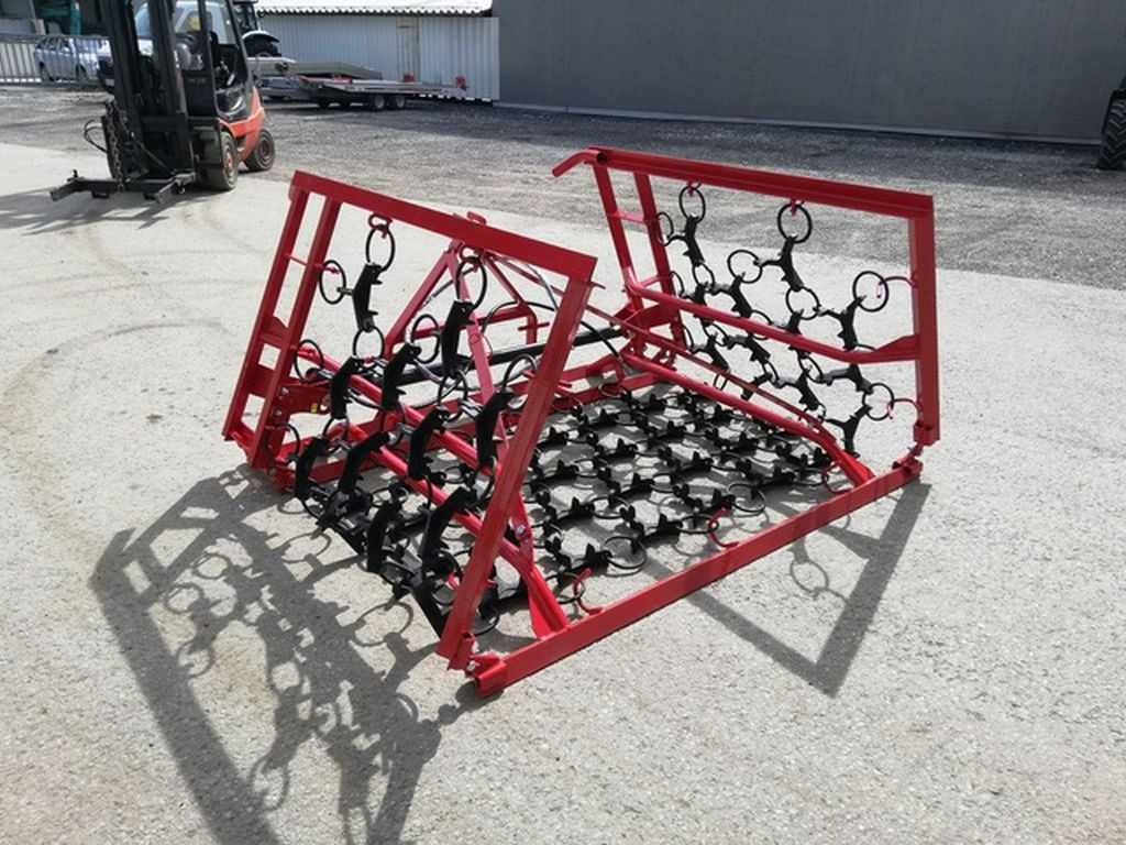 Stekro Wiesenegge 4m/4r Hydr. (15893) - Chain harrow: picture 3 Stekro Wiesenegge 4m/4r Hydr. (15893) - Chain harrow: picture 3