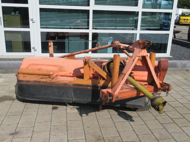 Agria 3Pt Hef Aftakas Borstel - Broom for Utility/ Special vehicle: picture 5 Agria 3Pt Hef Aftakas Borstel - Broom for Utility/ Special vehicle: picture 5