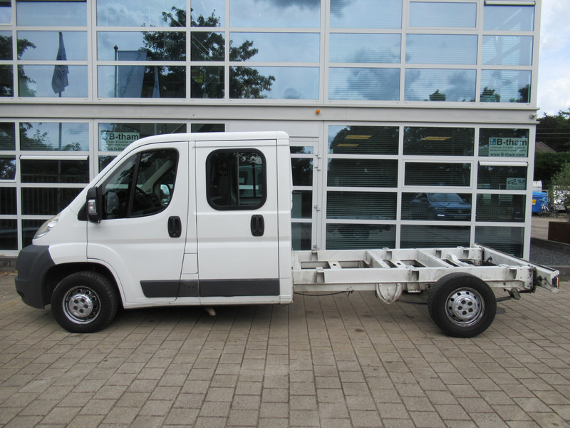 Citroën Jumper 35 2.2HDi 96KW L3 DOKA Dubbelcabine Chassis - Cab chassis truck, Combi van: picture 2 Citroën Jumper 35 2.2HDi 96KW L3 DOKA Dubbelcabine Chassis - Cab chassis truck, Combi van: picture 2