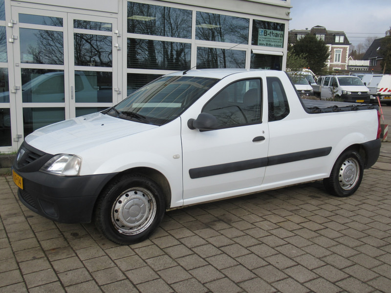 Dacia Logan 1.6i PICK-UP - Open body delivery van: picture 4 Dacia Logan 1.6i PICK-UP - Open body delivery van: picture 4