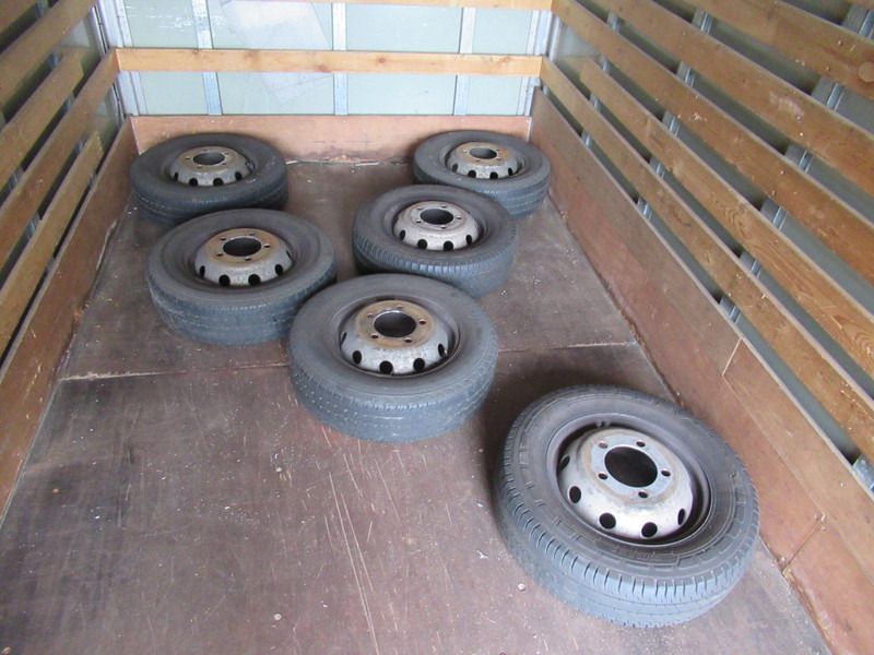 Box truck Nissan Cabstar TL 3513 Bakwagen: picture 14