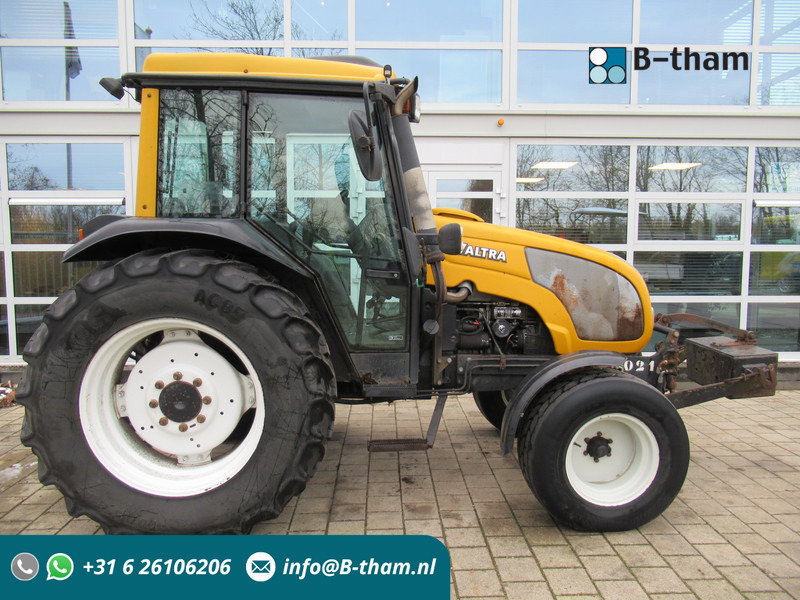Valtra A75 4x2 + Fronthef VALMET - Farm tractor: picture 1 Valtra A75 4x2 + Fronthef VALMET - Farm tractor: picture 1