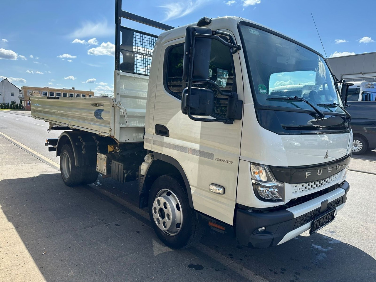 FUSO Canter 7C18/Meiller 3-S-K*Top-Deal!* - Tipper van: picture 2 FUSO Canter 7C18/Meiller 3-S-K*Top-Deal!* - Tipper van: picture 2