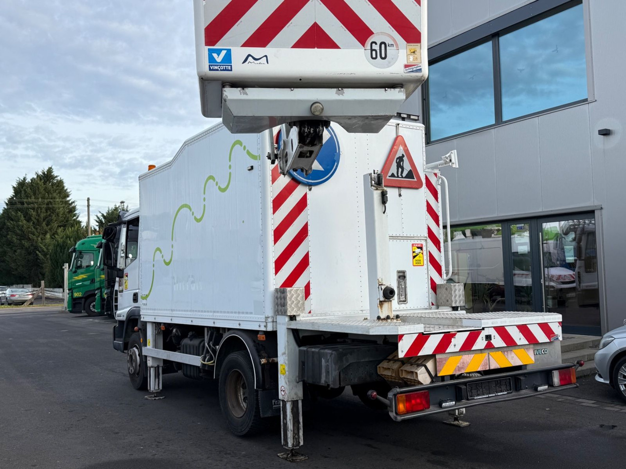 Iveco Eurocargo 120E18 E5/15m/Comet 151TAL - Truck mounted aerial platform: picture 5 Iveco Eurocargo 120E18 E5/15m/Comet 151TAL - Truck mounted aerial platform: picture 5