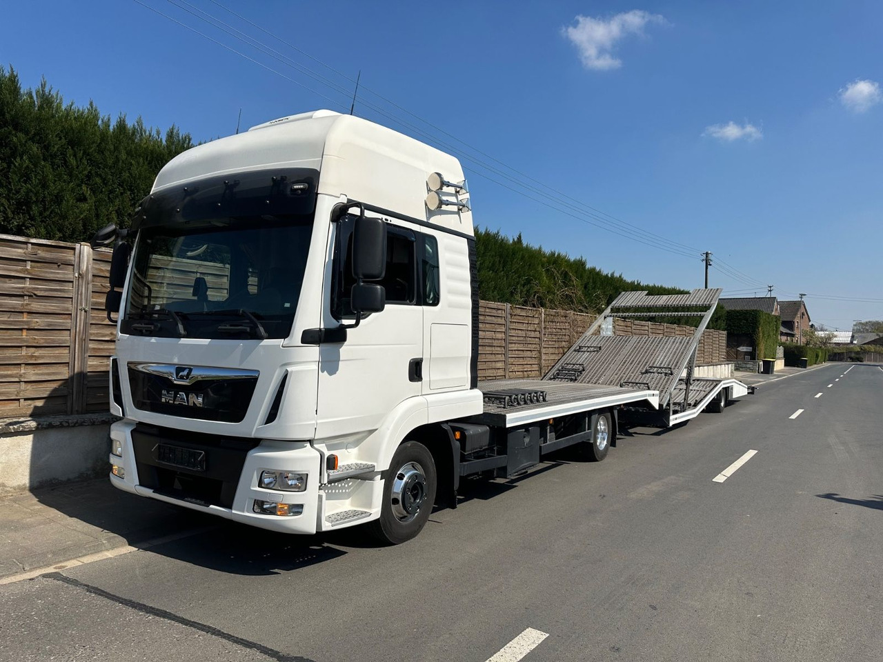 MAN 8.250 TGL*VDI2700*TOP*4-er Zug BFT Anhänger MAN 8.250 TGL*VDI2700*TOP*4-er Zug BFT Anhänger - Autotransporter truck, Commercial vehicle: picture 1 MAN 8.250 TGL*VDI2700*TOP*4-er Zug BFT Anhänger MAN 8.250 TGL*VDI2700*TOP*4-er Zug BFT Anhänger - Autotransporter truck, Commercial vehicle: picture 1