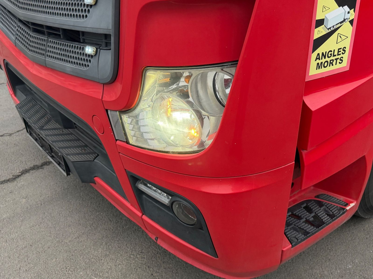 Mercedes-Benz Actros 1845 Retarder, Spoiler, 90%, Euro6 - Tractor unit: picture 5 Mercedes-Benz Actros 1845 Retarder, Spoiler, 90%, Euro6 - Tractor unit: picture 5