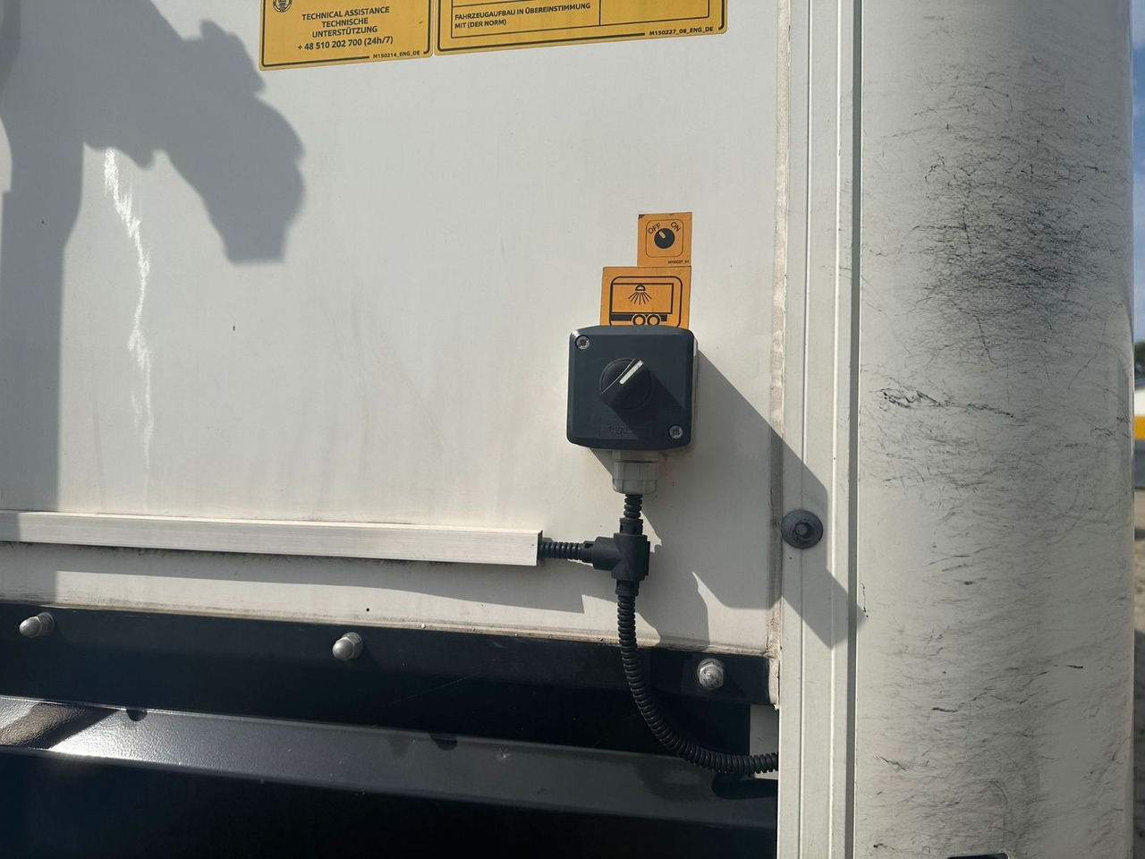 Closed box semi-trailer Wielton NSF3 Dry Master/Ladebordwand/LBW/Standard: picture 7