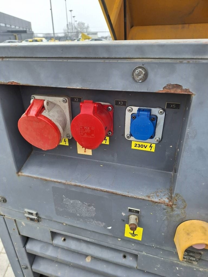 Atlas Copco QAX 20 - Generator set: picture 4 Atlas Copco QAX 20 - Generator set: picture 4