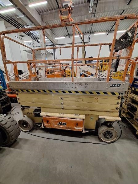 JLG 3246 ES - Scissor lift: picture 5 JLG 3246 ES - Scissor lift: picture 5