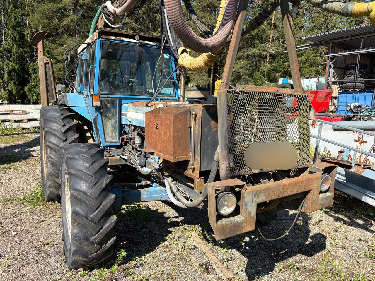 Rock drill Doofor DF530S and Tractor Ford New Holland 5610 - Drilling rig: picture 3 Rock drill Doofor DF530S and Tractor Ford New Holland 5610 - Drilling rig: picture 3