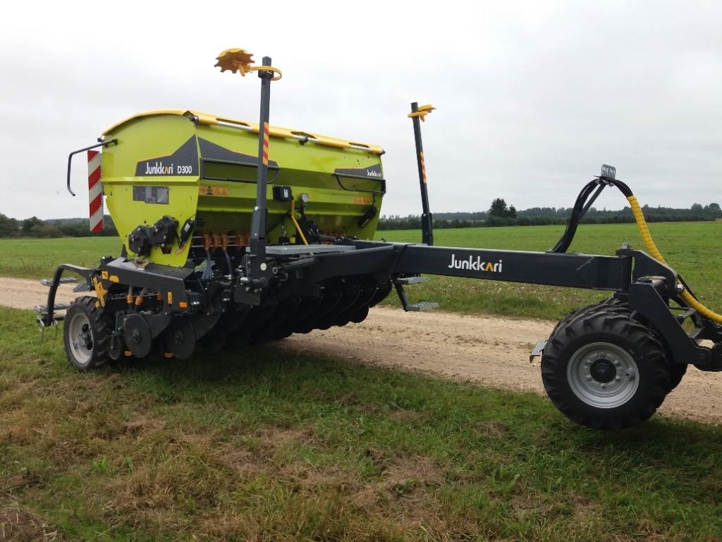 Junkkari D300  - Seed drill: picture 3 Junkkari D300  - Seed drill: picture 3