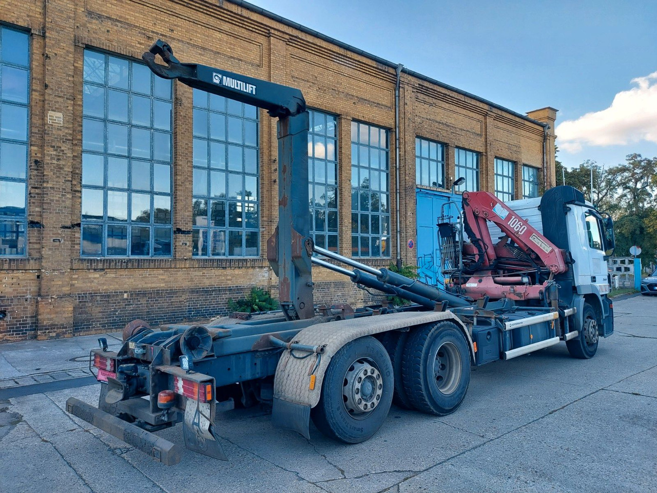 Mercedes-Benz Actros 6-Zyl. 2541 HMF KRAN ABROLLKIPPER - Hook lift truck, Crane truck: picture 2 Mercedes-Benz Actros 6-Zyl. 2541 HMF KRAN ABROLLKIPPER - Hook lift truck, Crane truck: picture 2