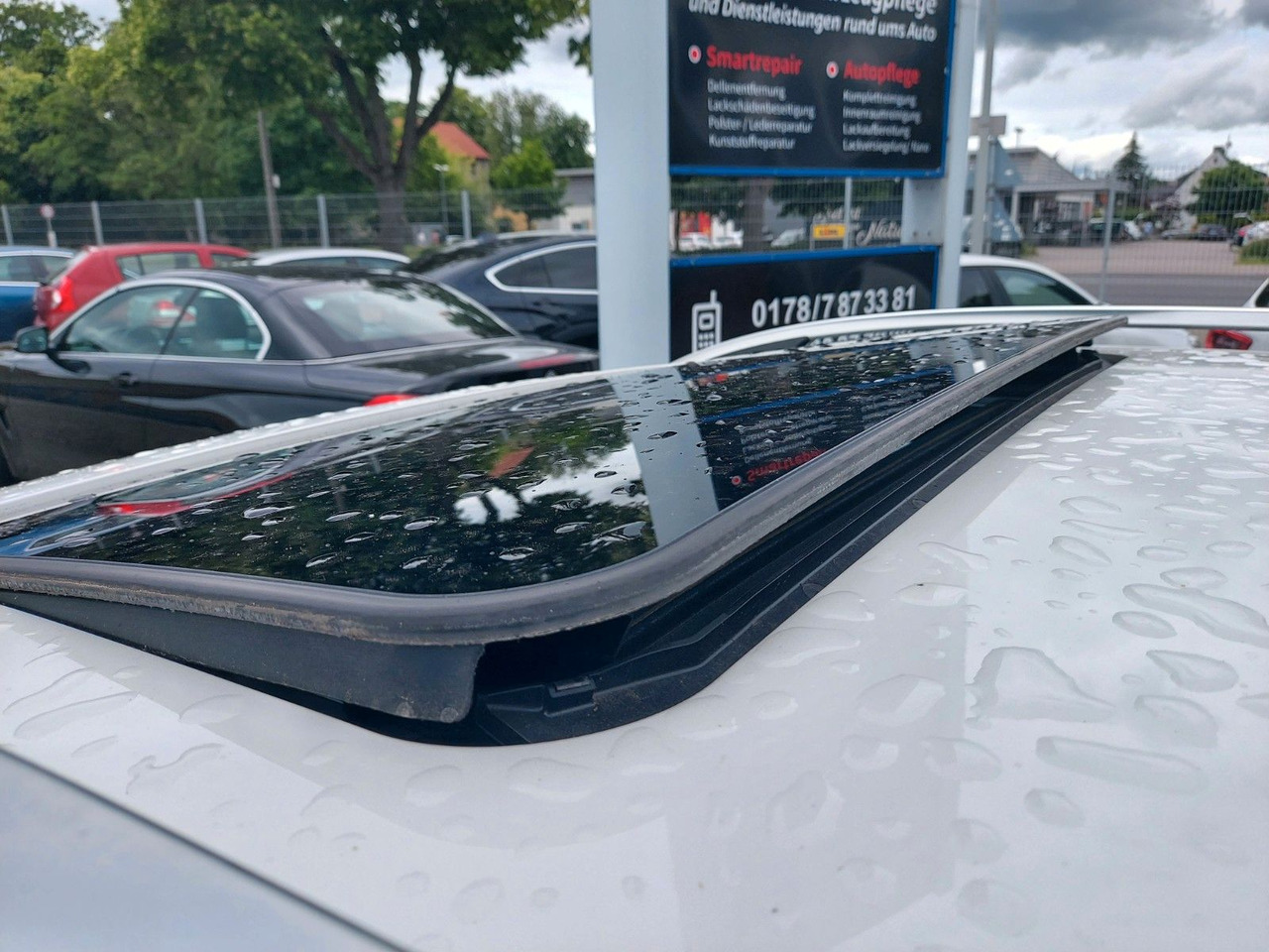 Mercedes-Benz E 220 E -Klasse T 220CDI LED Glasdach Leder Navi - Car: picture 3 Mercedes-Benz E 220 E -Klasse T 220CDI LED Glasdach Leder Navi - Car: picture 3