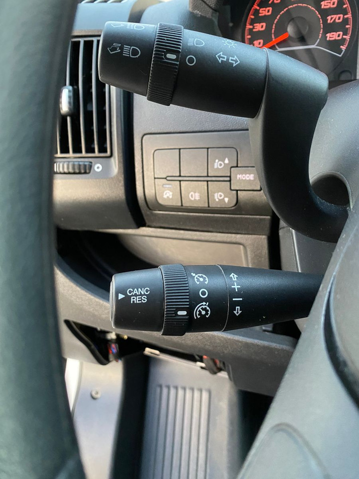 Passenger van Opel Movano C Kasten L4 H2 TEMPO KLIMA 3500: picture 12 Passenger van Opel Movano C Kasten L4 H2 TEMPO KLIMA 3500: picture 12