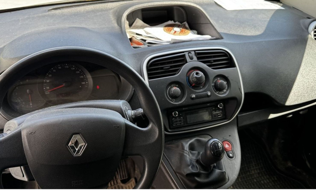 Renault Kangoo Rapid Extra Klima AHK DACHTRÄGER WORKER - Car: picture 4 Renault Kangoo Rapid Extra Klima AHK DACHTRÄGER WORKER - Car: picture 4