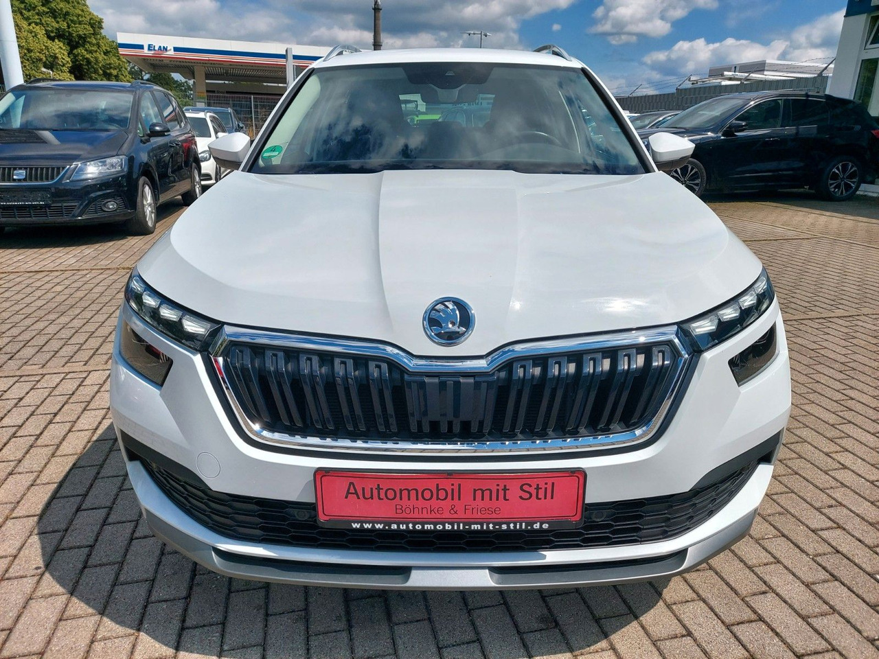 Skoda Kamiq Style LED Radar Navi DAB Sound - SUV: picture 2 Skoda Kamiq Style LED Radar Navi DAB Sound - SUV: picture 2