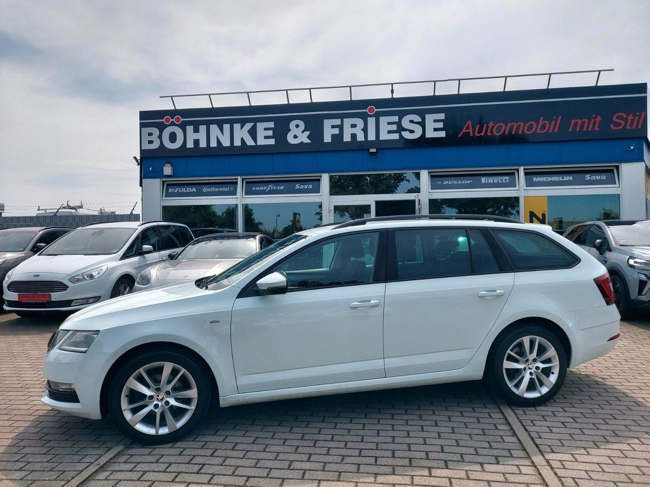 Station wagon Skoda Octavia Combi Drive LED ACC Radar DAB 8xRad AHK: picture 11