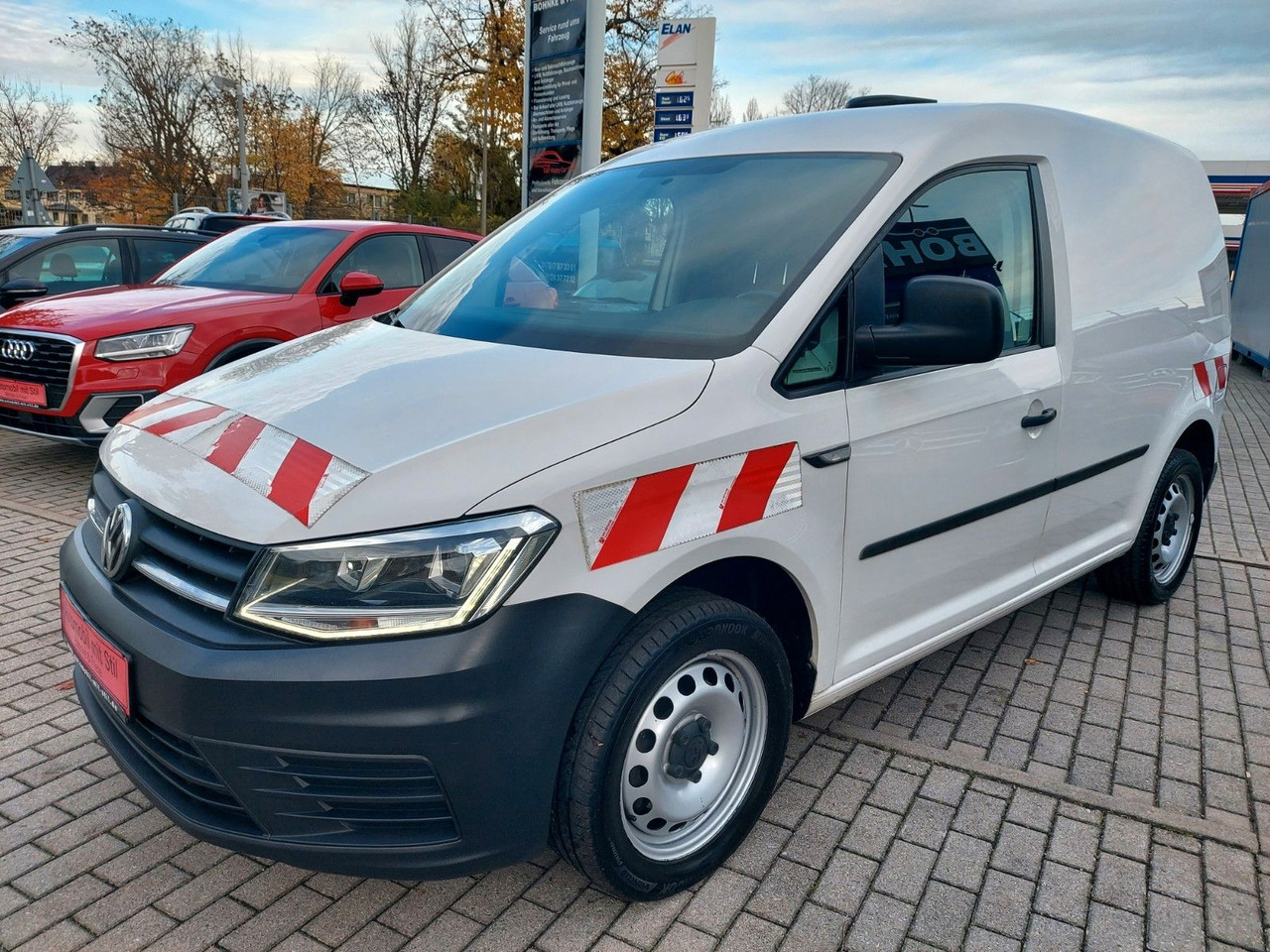 Volkswagen Caddy Nfz Kasten BMT LED AHK 11/26 TÜV - Passenger van: picture 4 Volkswagen Caddy Nfz Kasten BMT LED AHK 11/26 TÜV - Passenger van: picture 4