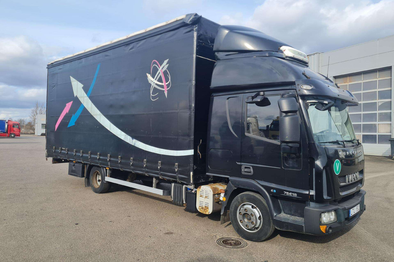 Iveco ML75E18 - Curtainsider truck: picture 1 Iveco ML75E18 - Curtainsider truck: picture 1