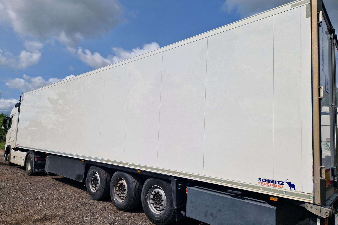 Schmitz - Refrigerator semi-trailer: picture 1 Schmitz - Refrigerator semi-trailer: picture 1