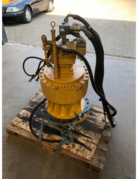 Caterpillar 336 Swing Drive OEM 3332958 - Swing motor: picture 2 Caterpillar 336 Swing Drive OEM 3332958 - Swing motor: picture 2