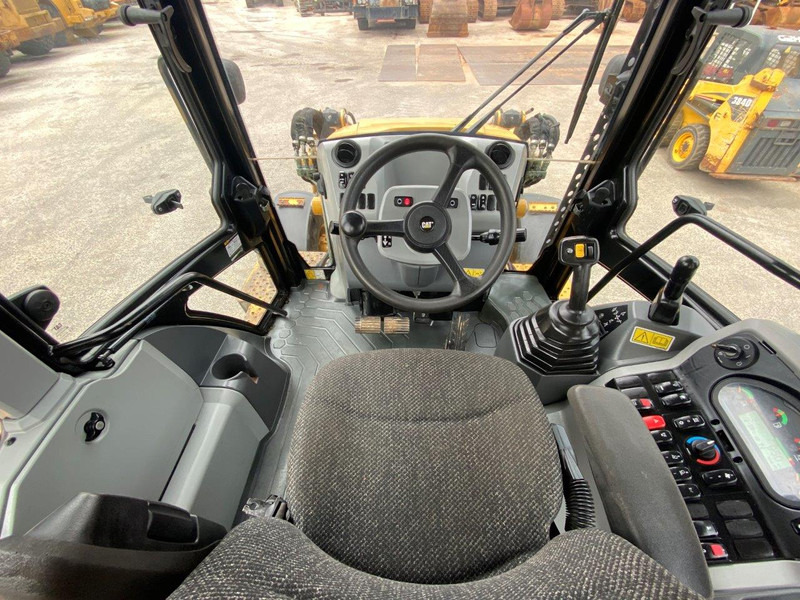 Caterpillar 432F2 NVT - Backhoe loader: picture 4 Caterpillar 432F2 NVT - Backhoe loader: picture 4