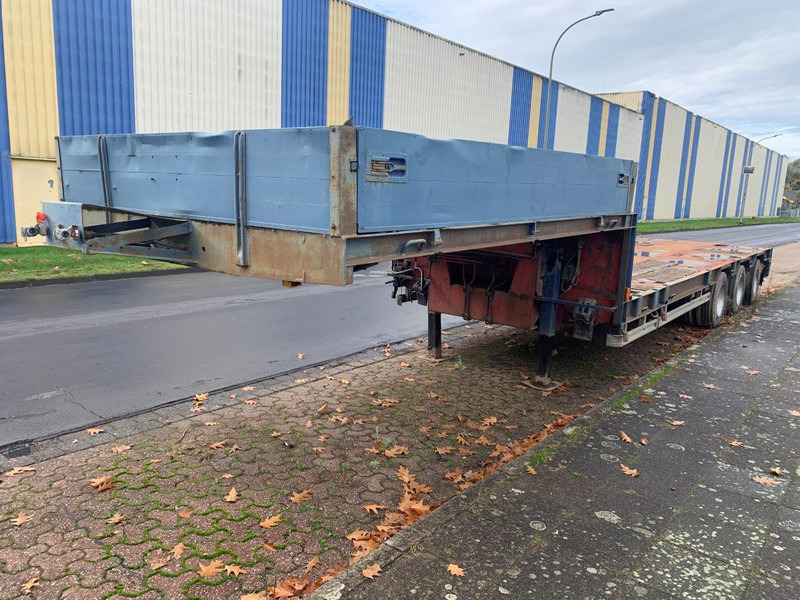 Goldhofer Goldhofer NVT - Low loader semi-trailer: picture 1 Goldhofer Goldhofer NVT - Low loader semi-trailer: picture 1