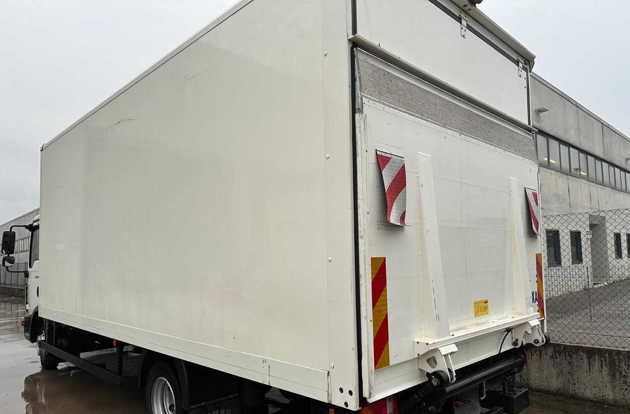 Man 8.220 FURGONE E SPONDA EURO 6 - Box truck: picture 4 Man 8.220 FURGONE E SPONDA EURO 6 - Box truck: picture 4