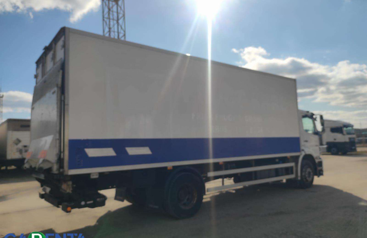 Mercedes-Benz AXOR 18L - Refrigerator truck: picture 4 Mercedes-Benz AXOR 18L - Refrigerator truck: picture 4