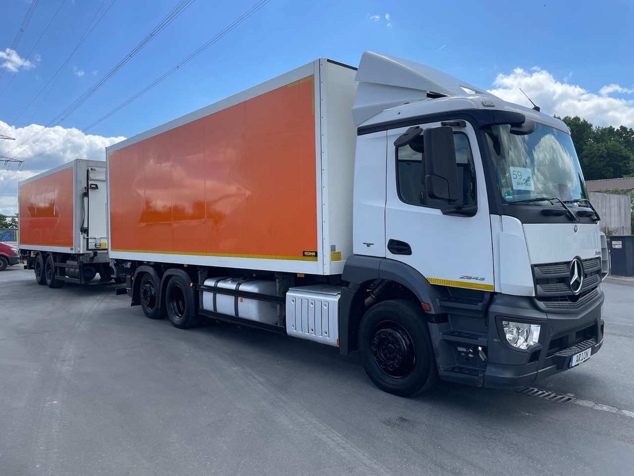 Mercedes-Benz Antos 2543 6x2 Kühlkoffer/CARRIER/ROHR/NLA/LBW - Refrigerator truck: picture 1 Mercedes-Benz Antos 2543 6x2 Kühlkoffer/CARRIER/ROHR/NLA/LBW - Refrigerator truck: picture 1