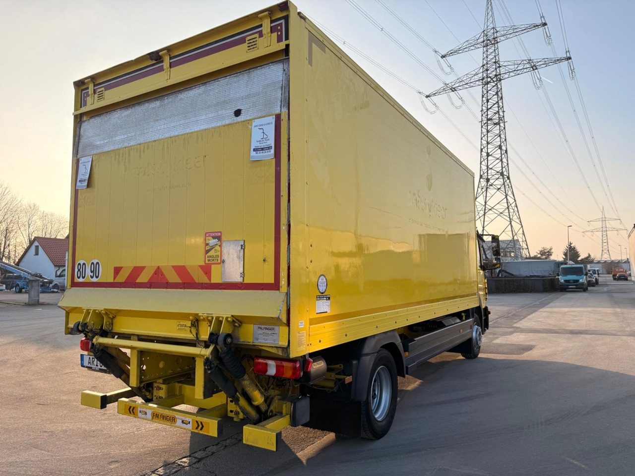 Box truck Mercedes-Benz Atego 1218 Koffer/ADR AT/CAM/LBW/PALFINGER/AC: picture 6