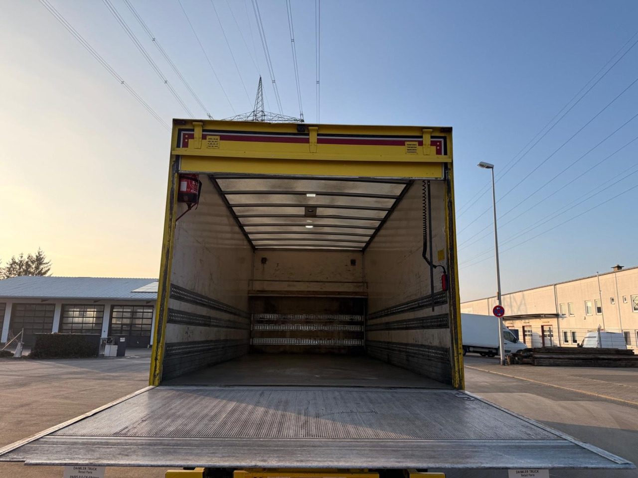 Box truck Mercedes-Benz Atego 1218 Koffer/ADR AT/CAM/LBW/PALFINGER/AC: picture 7