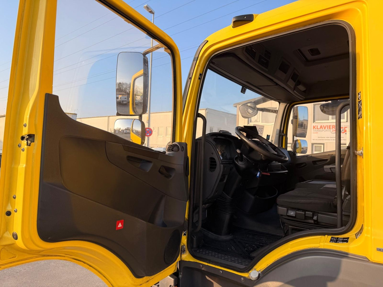 Box truck Mercedes-Benz Atego 1218 Koffer/ADR AT/CAM/LBW/PALFINGER/AC: picture 8