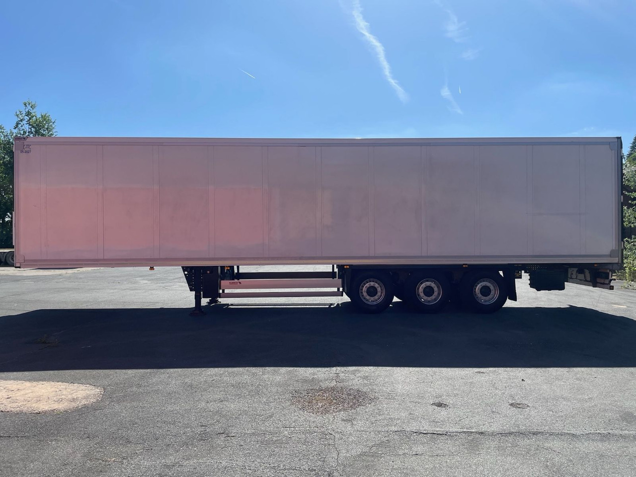 Schmitz Cargobull SCB*S3B  /TÜV04-26 /2195h / Multi-Temp/13,4m - Refrigerator semi-trailer: picture 4 Schmitz Cargobull SCB*S3B  /TÜV04-26 /2195h / Multi-Temp/13,4m - Refrigerator semi-trailer: picture 4